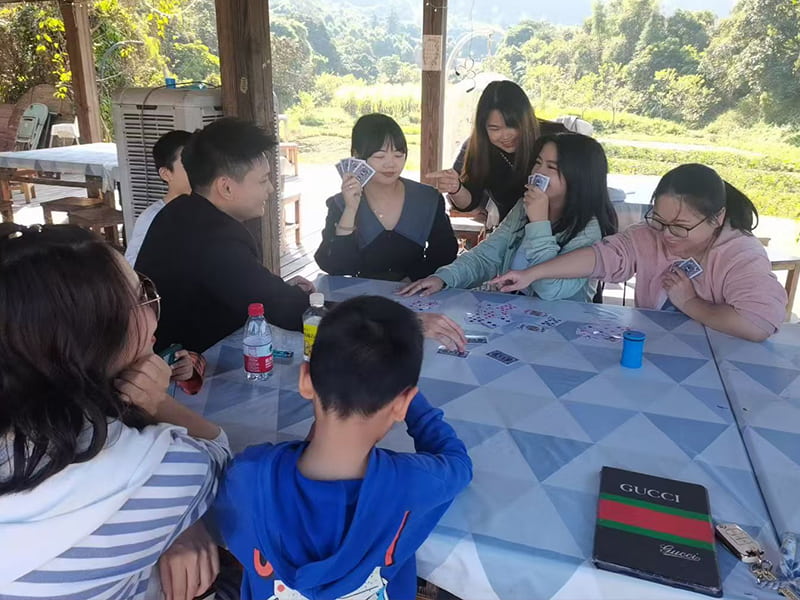 ACEWARM team building outdoor card game